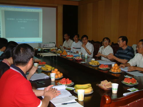 四川省農業科學院馬鈴薯繁育和加工技術研究及產業化開發項目成果通過技術鑒定